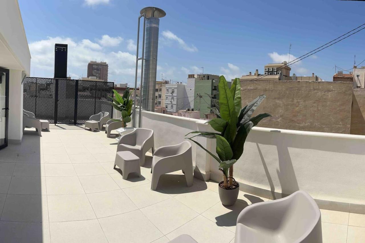 Apartamentos Breton 17 Suite Familiar Alicante Exterior foto